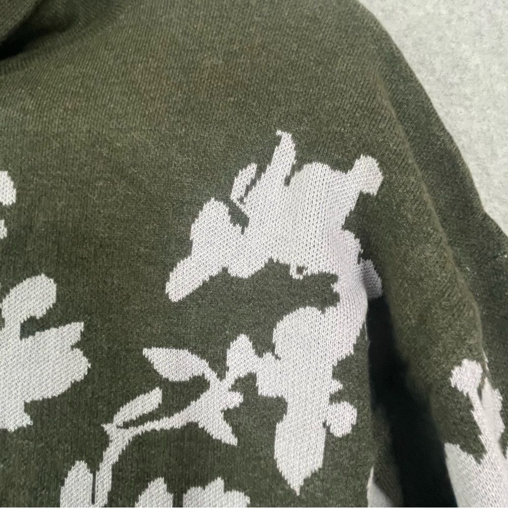 Lilla P Floral Cotton Modal Pullover Mock Neck Sweater Medium - Picture 4 of 9